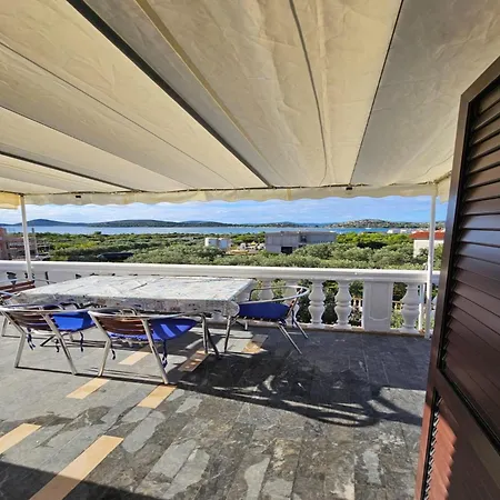 In Tribunj Near Scenic Beaches * Tribalj