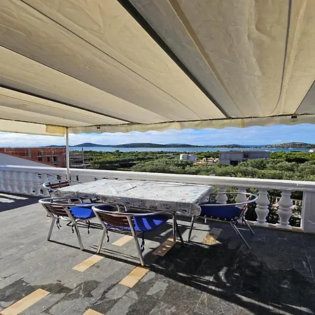 Nestor - Two Bedroom With Sea View A4 Apartment *