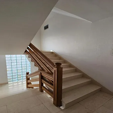 Daire In Tribunj Near Scenic Beaches